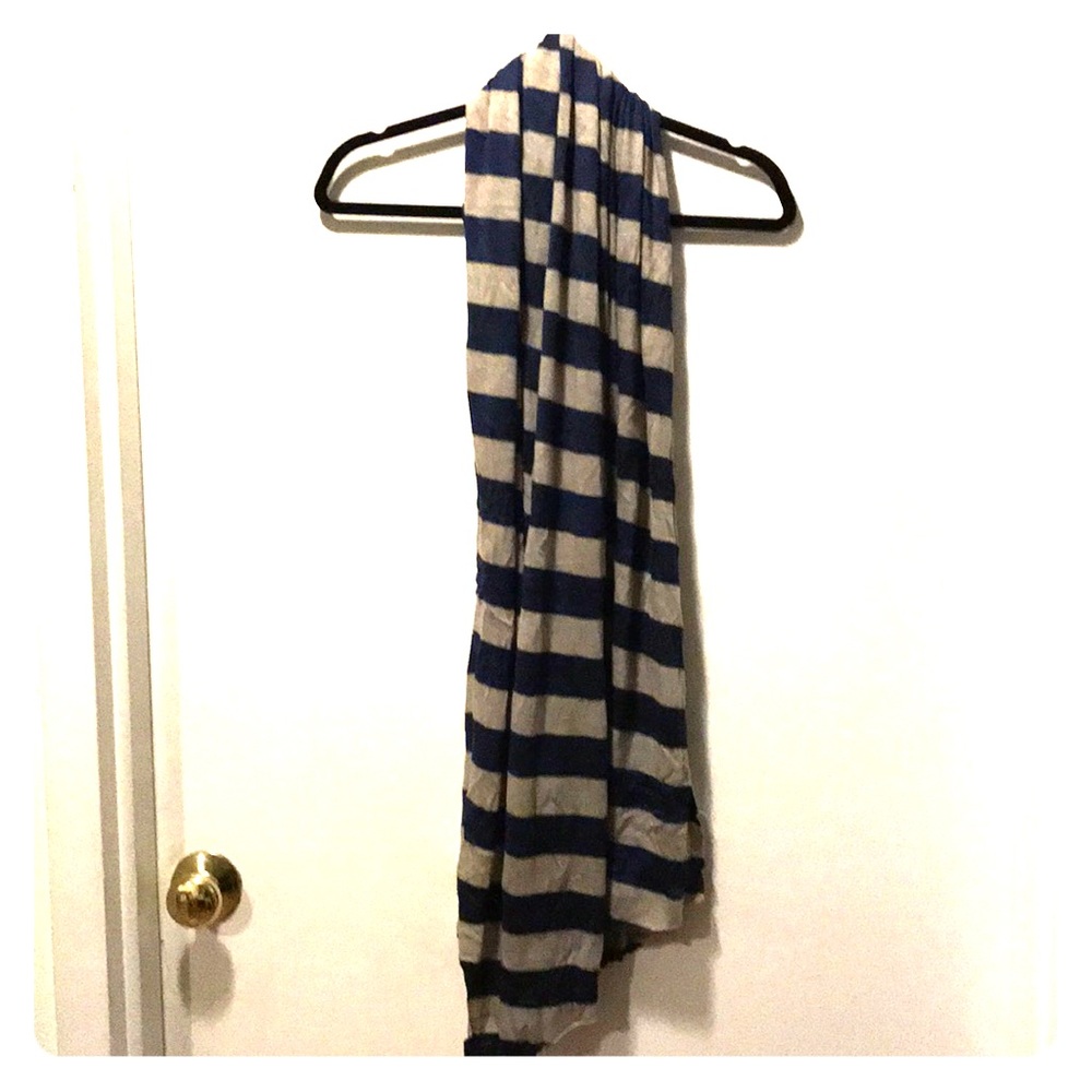 Blue and grey scarf